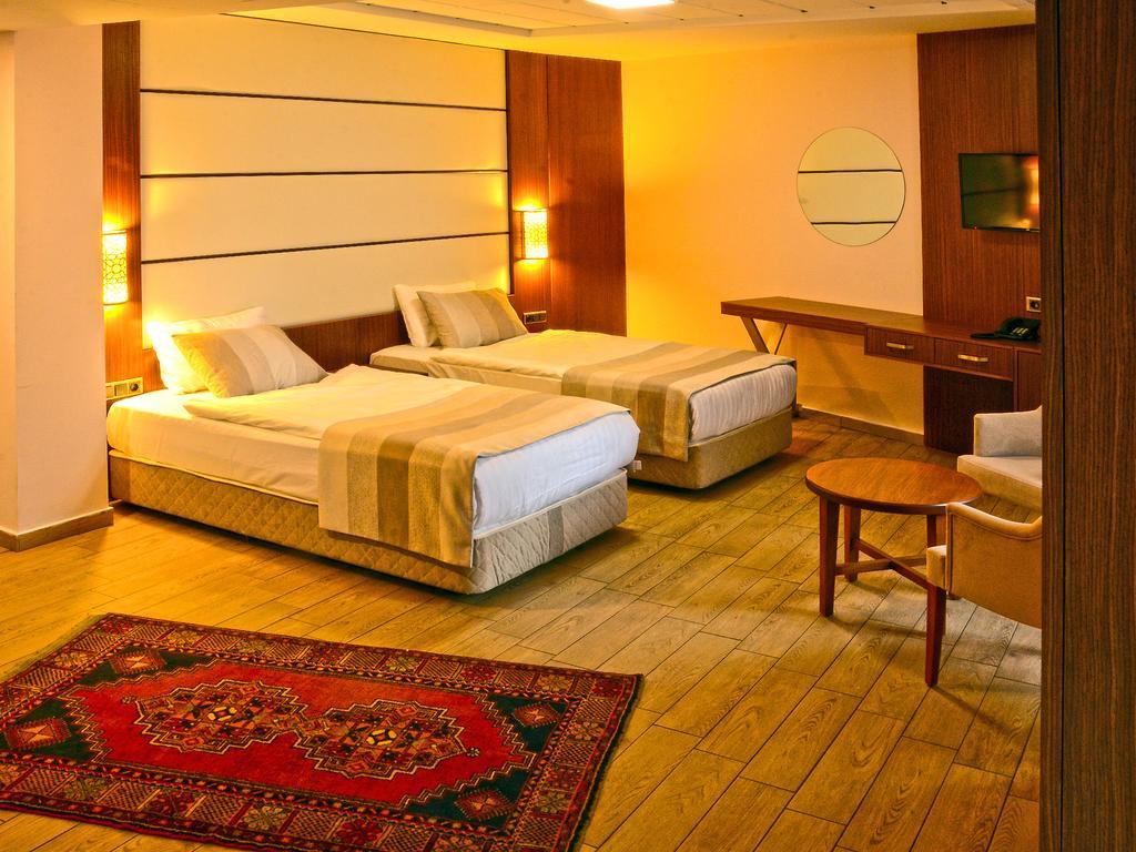 Safa Royal Museum Hotel Konya Esterno foto