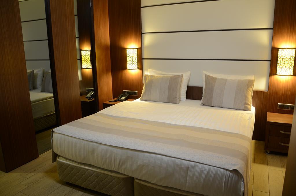 Safa Royal Museum Hotel Konya Esterno foto