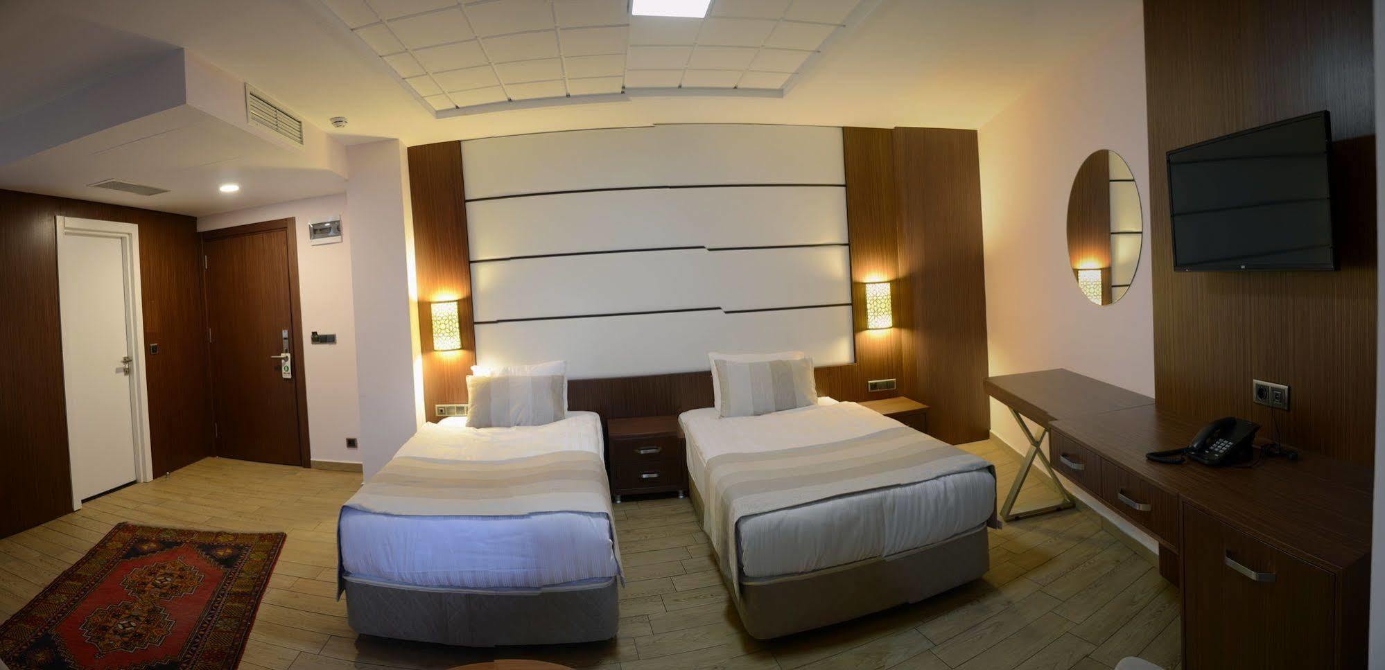Safa Royal Museum Hotel Konya Esterno foto